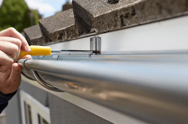 gutter repair pittsfield